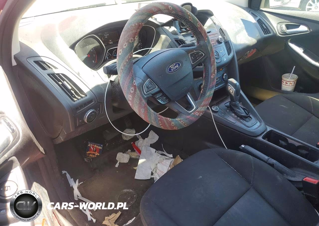 2015 Ford Focus Se VIN:1FADP3F22FL281142 - 8