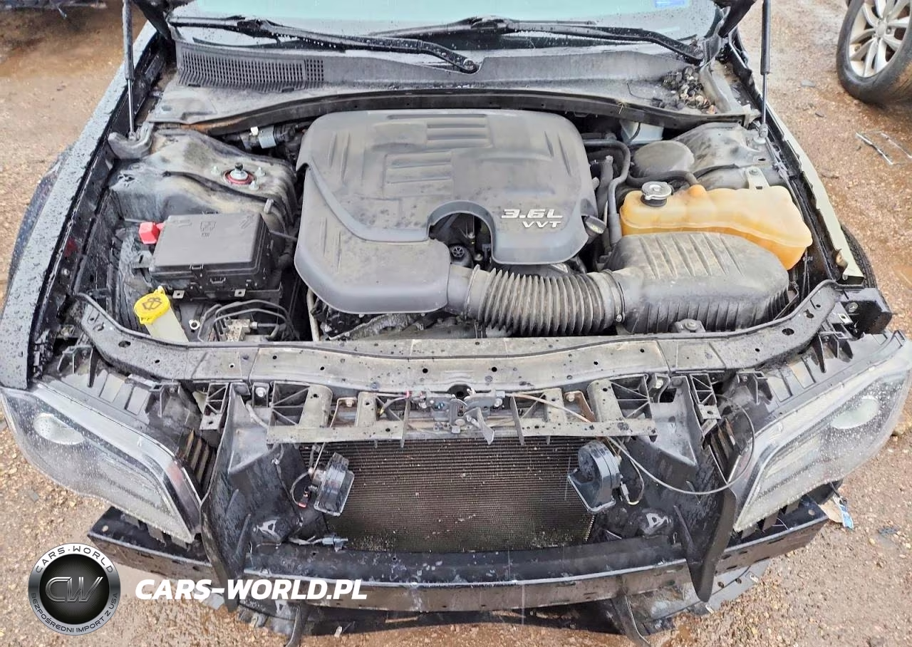 2019 Chrysler 300 S VIN:2C3CCABG5KH686060 - 11