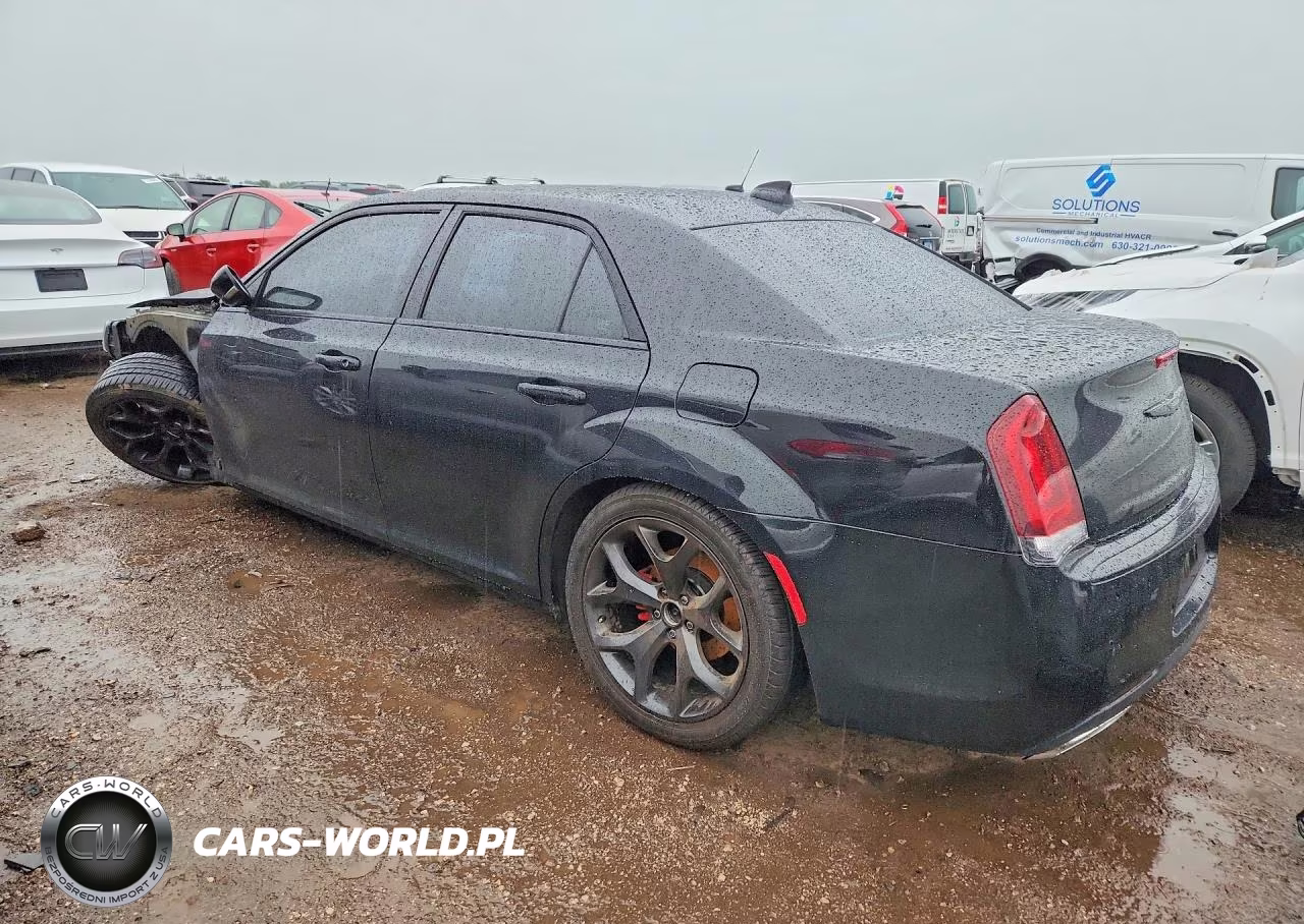 2019 Chrysler 300 S VIN:2C3CCABG5KH686060 - 2