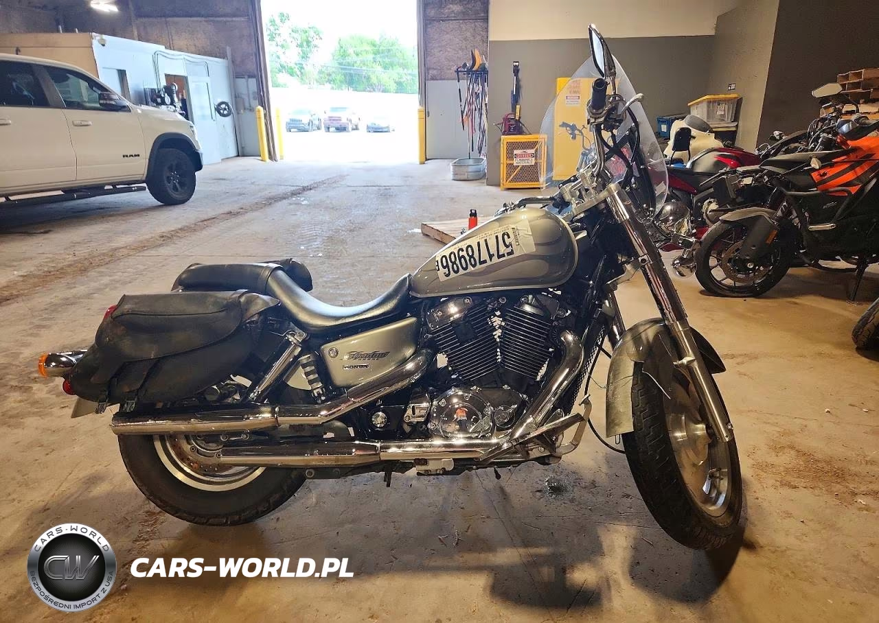 2002 Honda Vt1100 C2