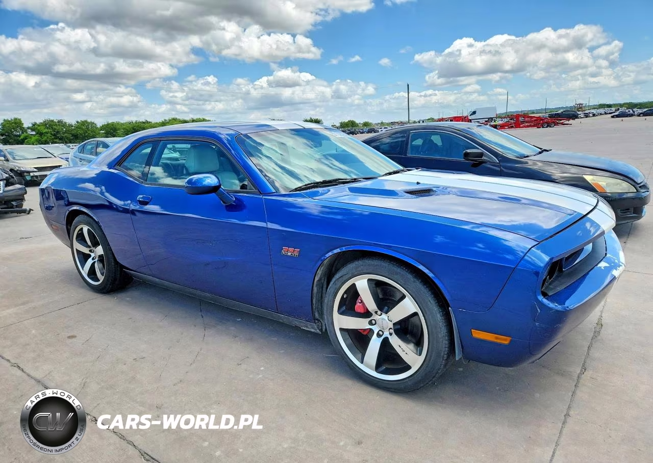 2011 Dodge Challenger Srt-8 VIN:2B3CJ7DJ4BH505142 - 4