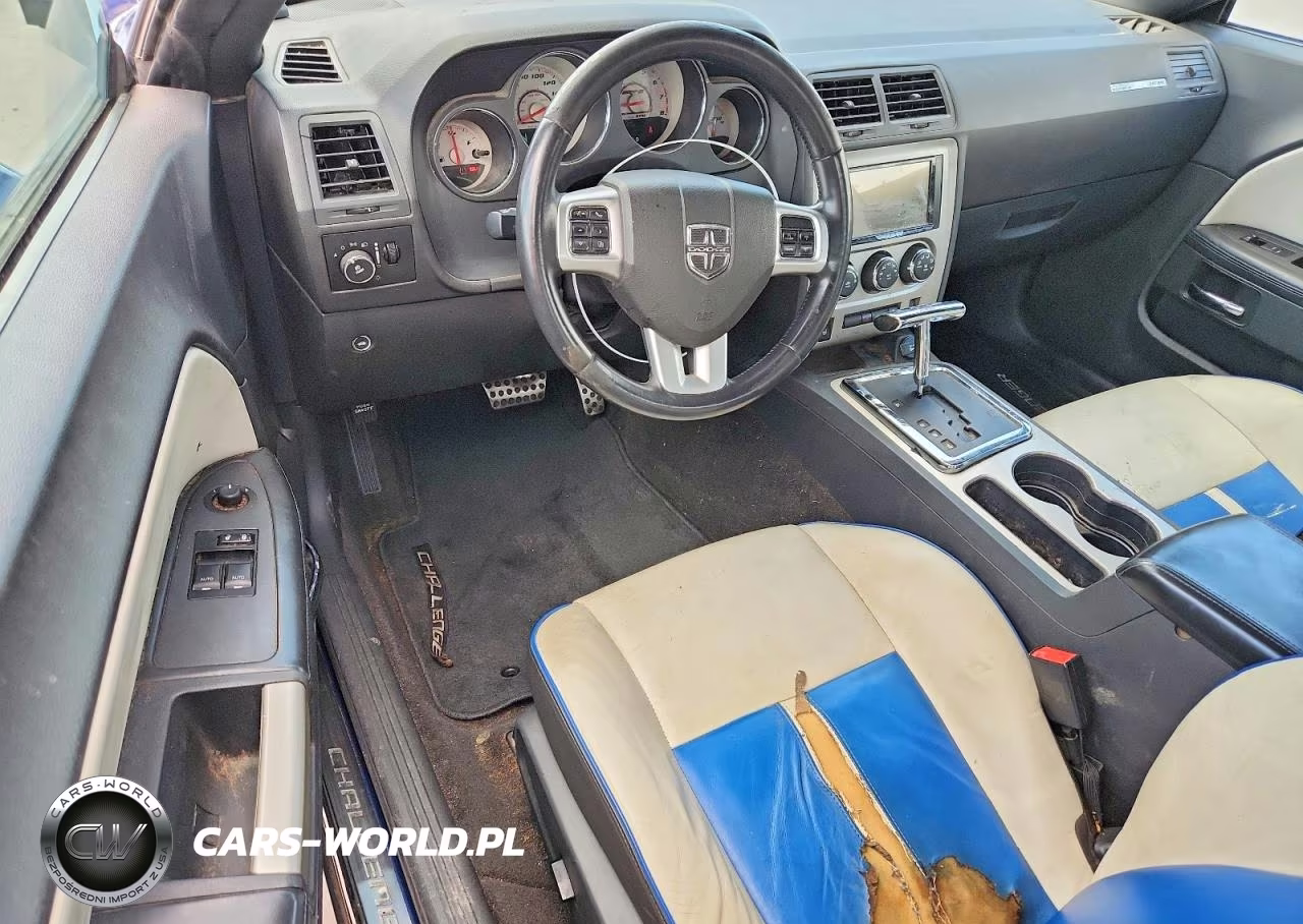 2011 Dodge Challenger Srt-8 VIN:2B3CJ7DJ4BH505142 - 8