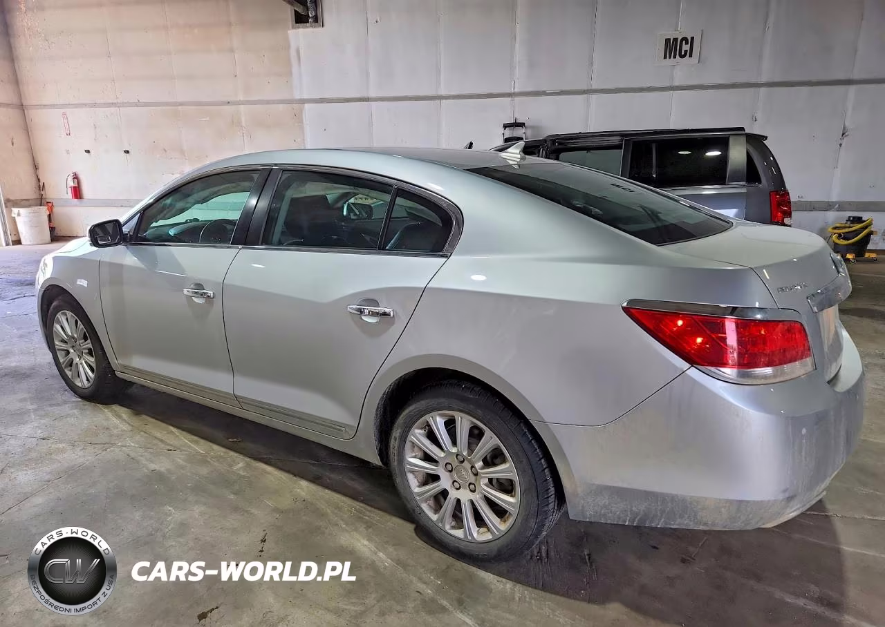 BUICK LACROSSE VIN:1G4GC5E31DF309223 - 2
