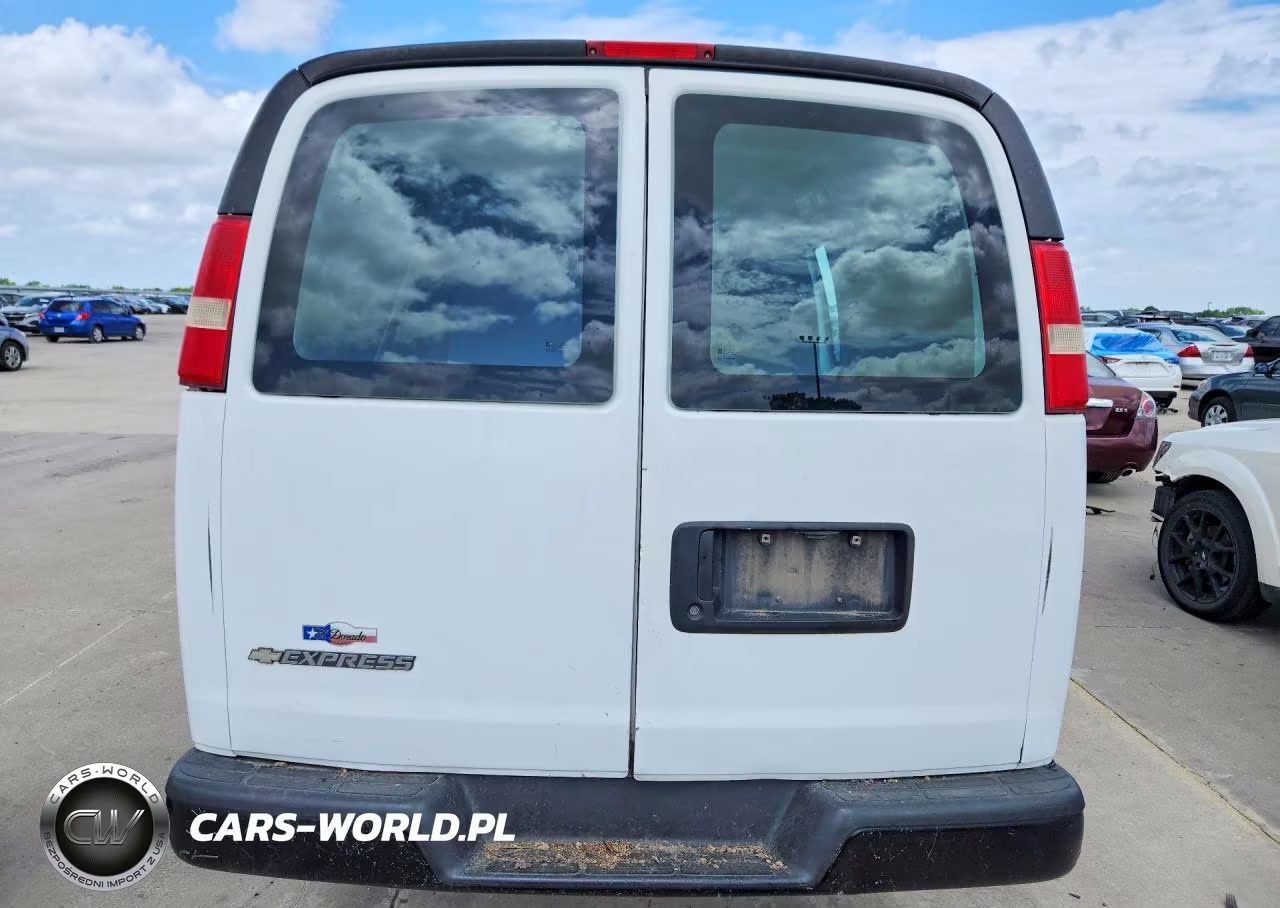 2012 Chevrolet Express G2500 VIN:1GCWGFCA7C1156418 - 6