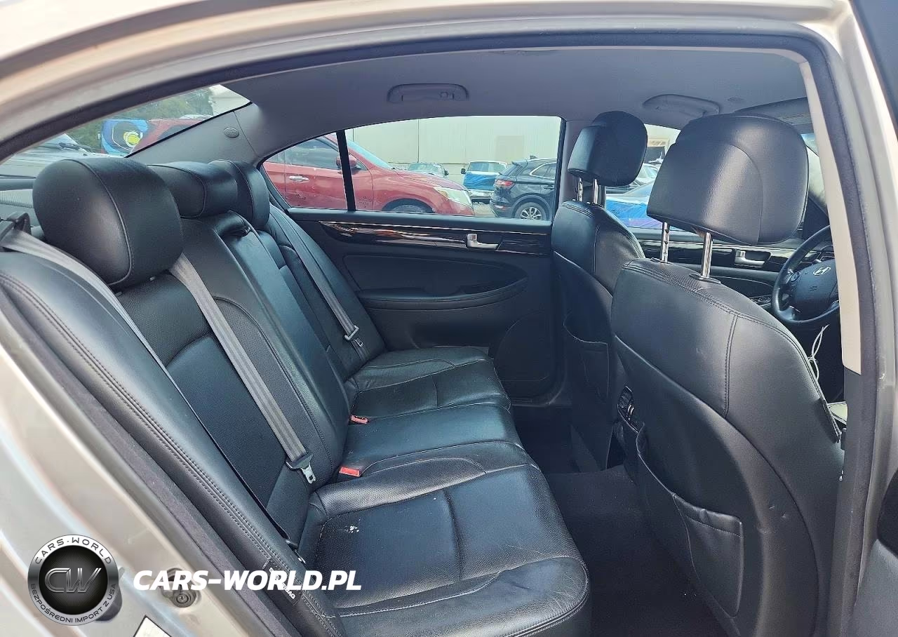 2012 Hyundai Genesis 3.8L VIN:KMHGC4DD0CU176534 - 10