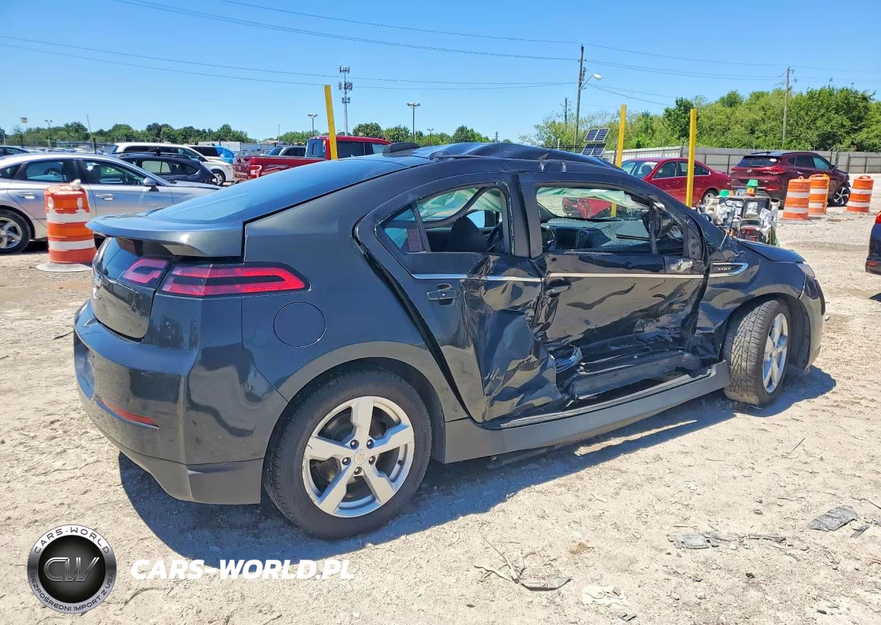 2015 Chevrolet Volt VIN:1G1RA6E47FU108015 - 3