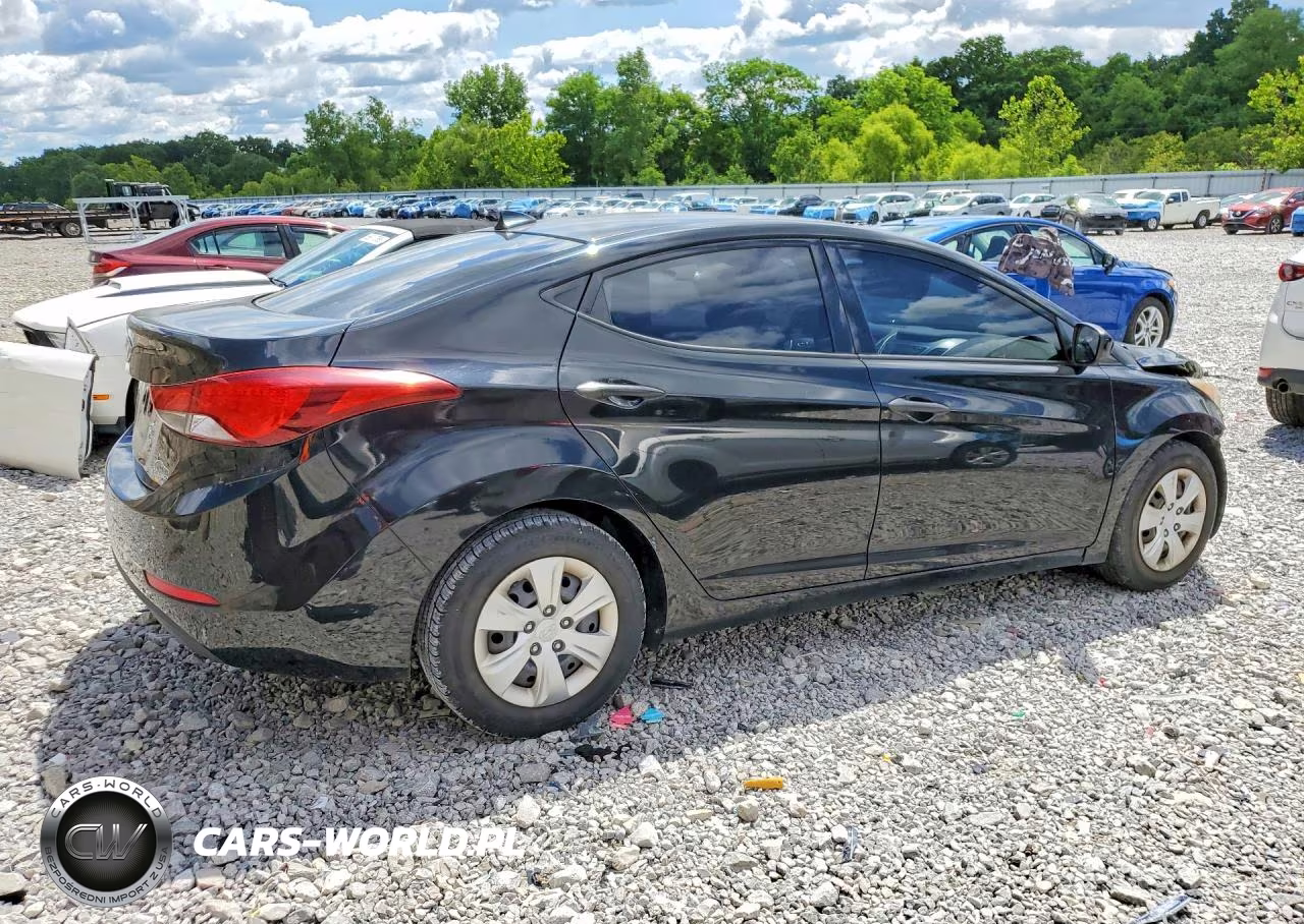 2016 Hyundai Elantra Se VIN:5NPDH4AE6GH683220 - 3