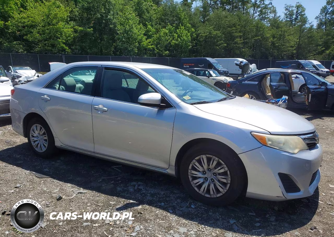 2012 Toyota Camry Le VIN:4T1BF1FK5CU070964 - 4