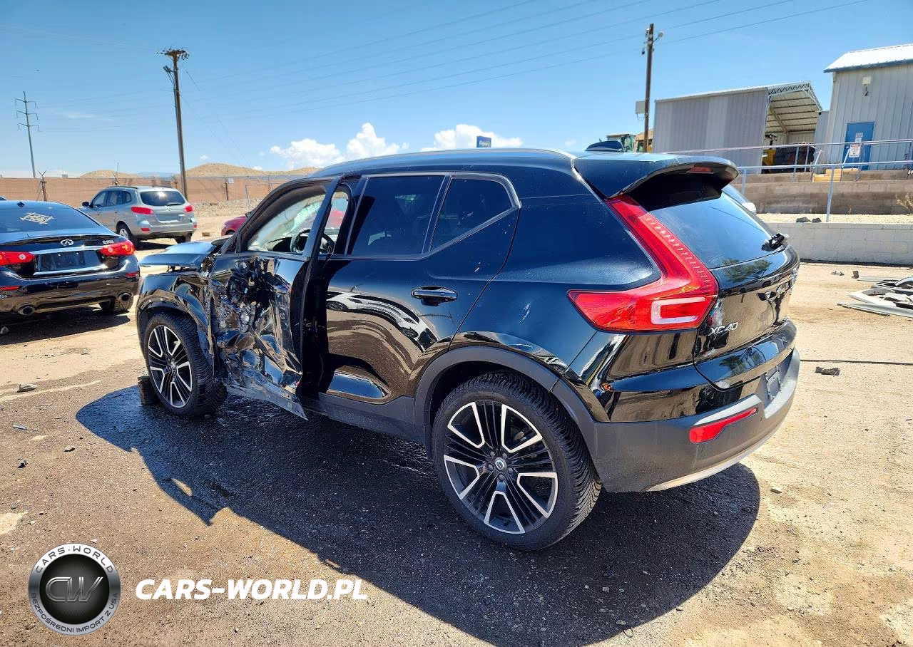 2020 Volvo Xc40 T5 Momentum VIN:YV4162UK9L2263300 - 2