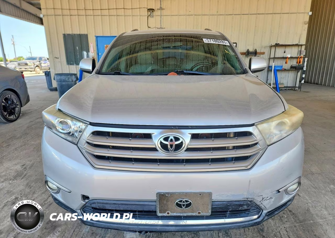2011 Toyota Highlander Base VIN:5TDZK3EH3BS034385 - 5