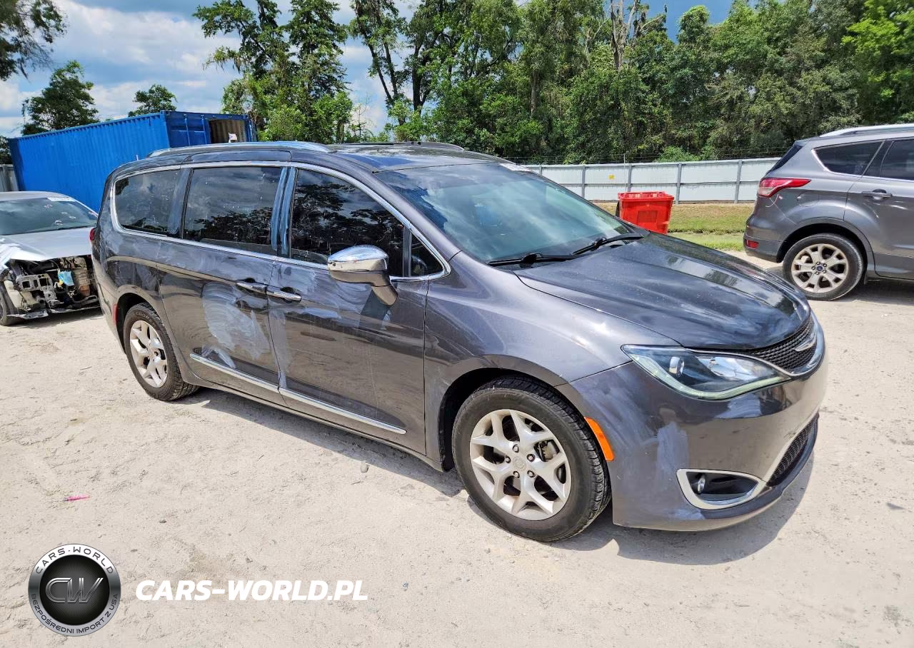 2020 Chrysler Pacifica Limited VIN:2C4RC1GGXLR290264 - 4