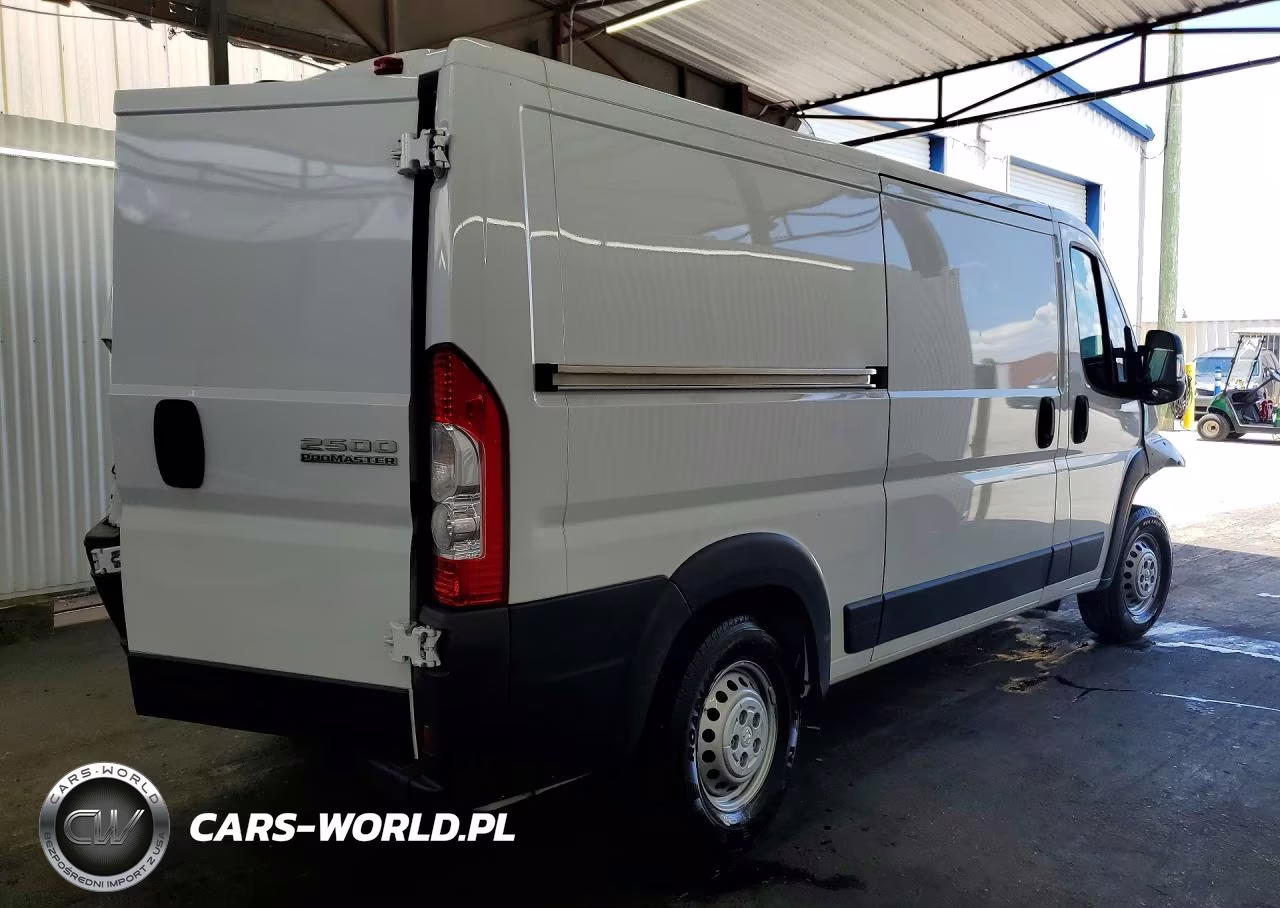 2025 Ram Promaster 2500 2500 Standard VIN:3C6LRVVG7SE520381 - 3