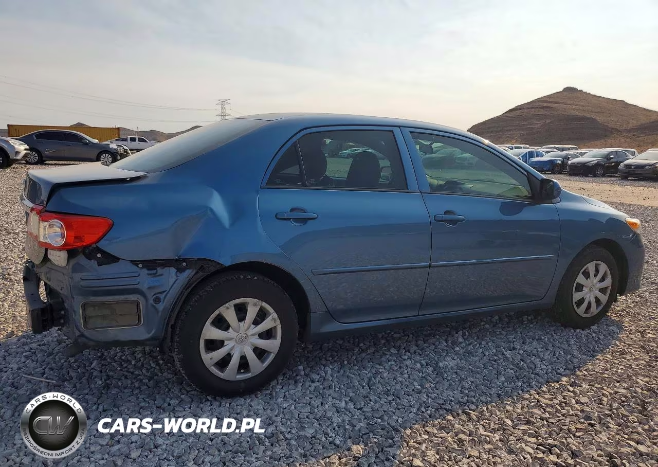 2013 Toyota Corolla L VIN:5YFBU4EE2DP185737 - 3