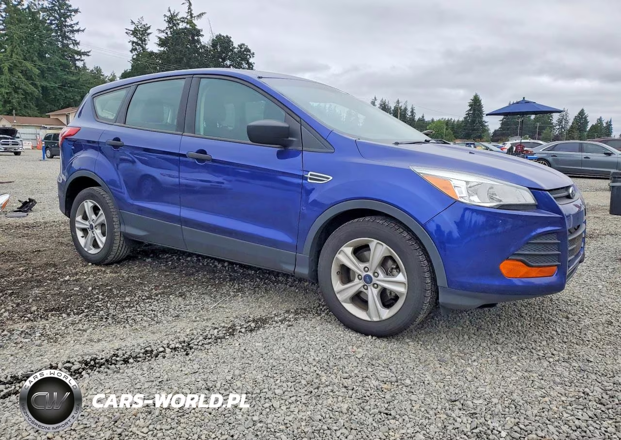 2016 Ford Escape S VIN:1FMCU0F75GUB73548 - 4