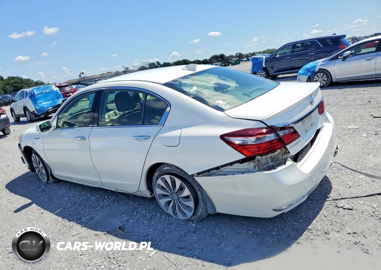 2017 Honda Accord VIN:JHMCR6F30HC005795 - 2
