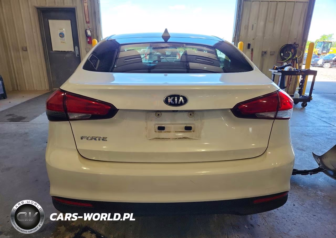 2018 Kia Forte Lx VIN:3KPFL4A71JE246813 - 6