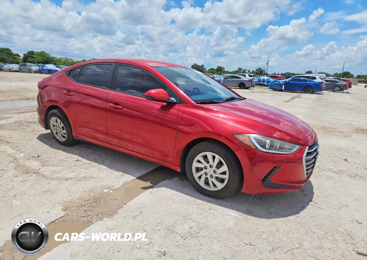 2018 Hyundai Elantra Se VIN:5NPD74LFXJH294676 - 4