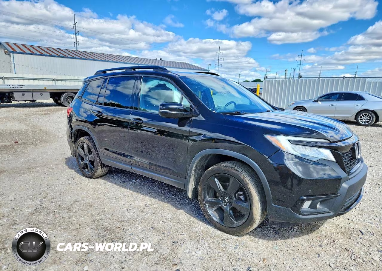 2021 Honda Passport Elite VIN:5FNYF8H06MB000564 - 4