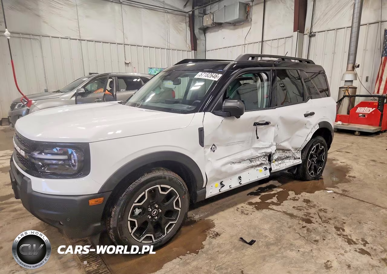 2026 Ford Bronco Sport Outer Banks – zdjęcie 1 z 12