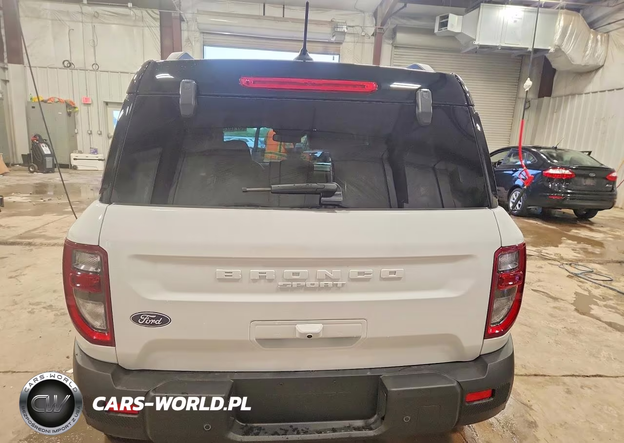 2026 Ford Bronco Sport Outer Banks VIN:3FMCR9CN3TRE25176 - 6