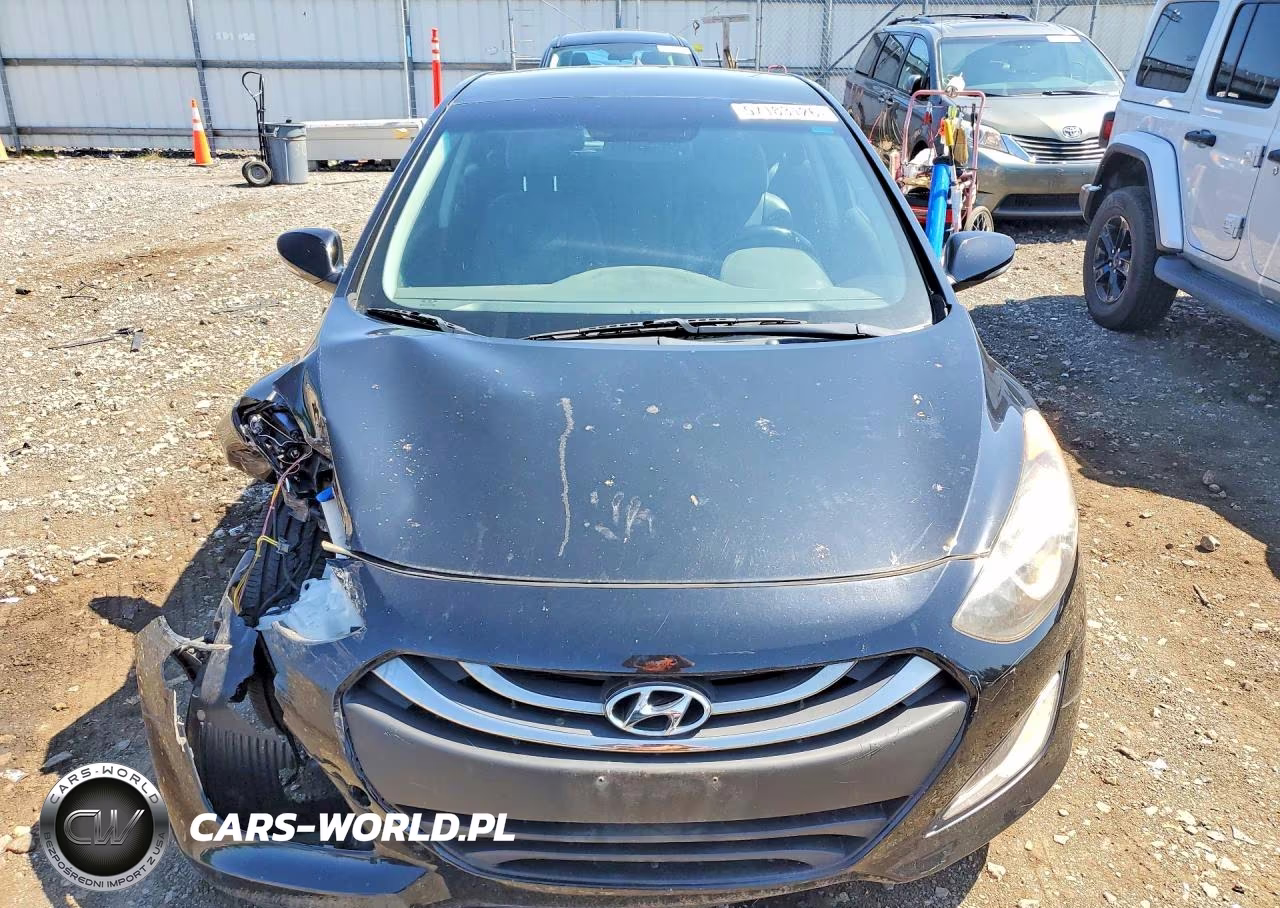 2013 Hyundai Elantra Gt Base VIN:KMHD35LE5DU059603 - 5