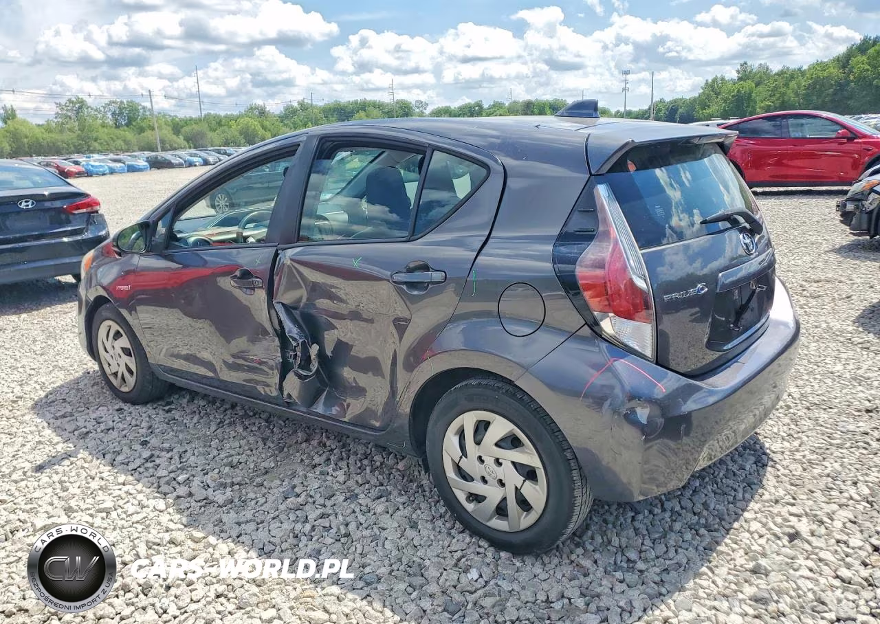 2015 Toyota Prius C One VIN:JTDKDTB31F1583669 - 2