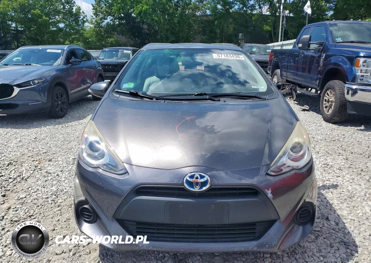 2015 Toyota Prius C One VIN:JTDKDTB31F1583669 - 5