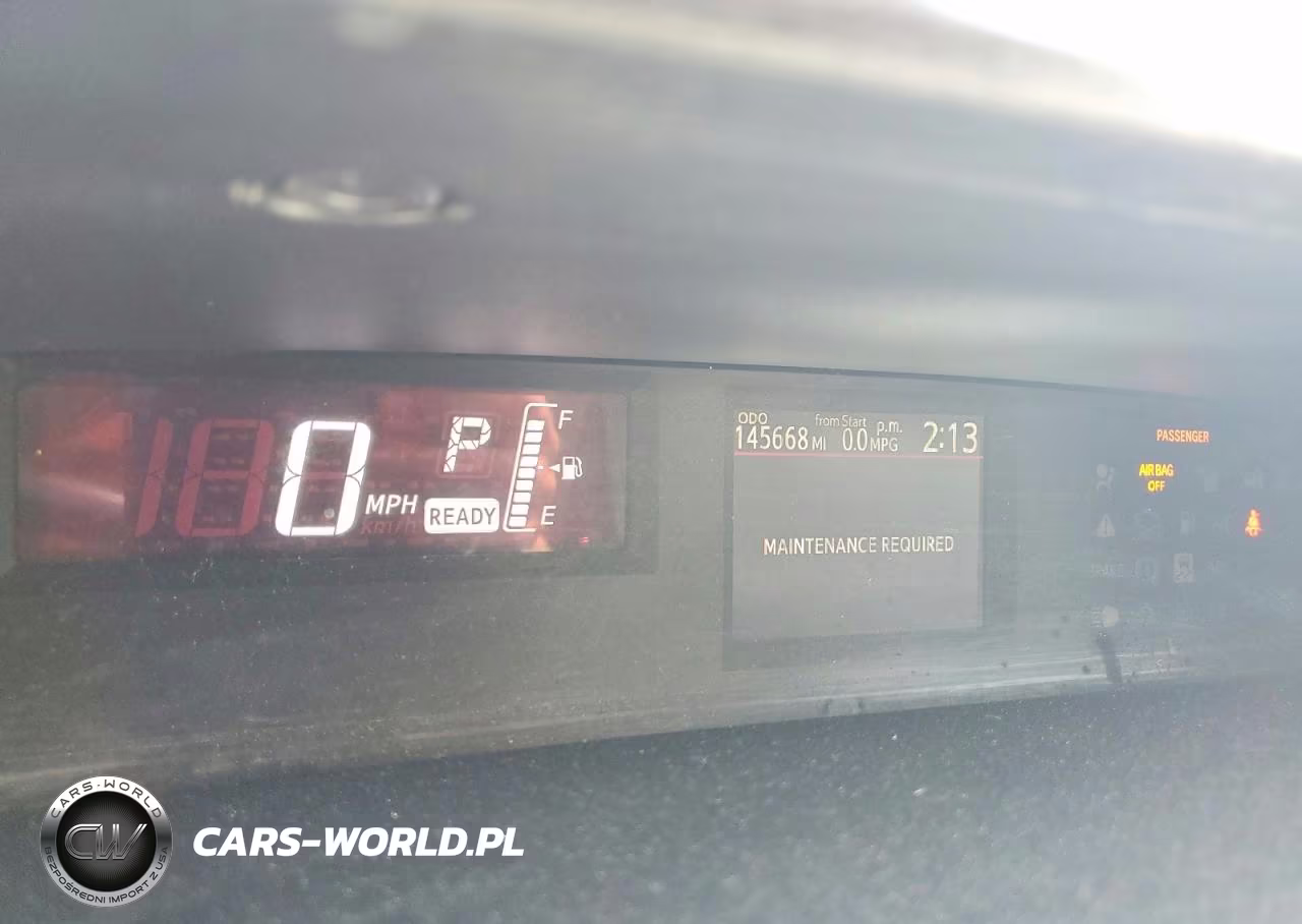 2015 Toyota Prius C One VIN:JTDKDTB31F1583669 - 9