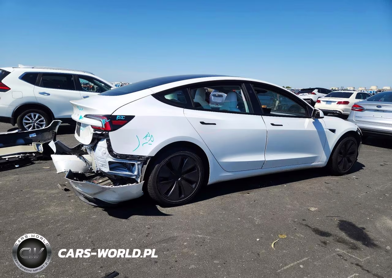 2024 Tesla Model 3 VIN:5YJ3E1EA0RF865068 - 3