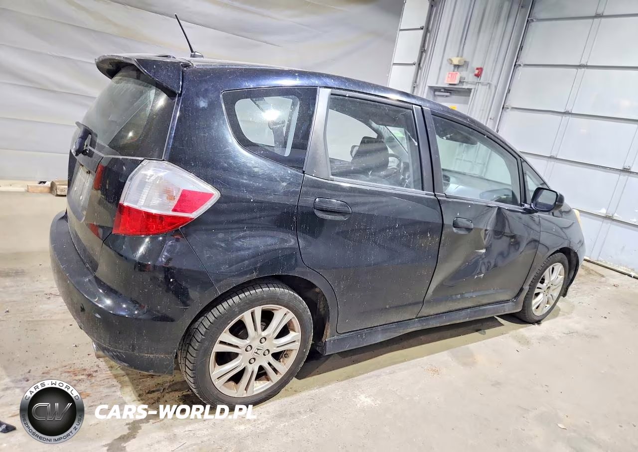 2009 Honda Fit Sport VIN:JHMGE88499S019216 - 3