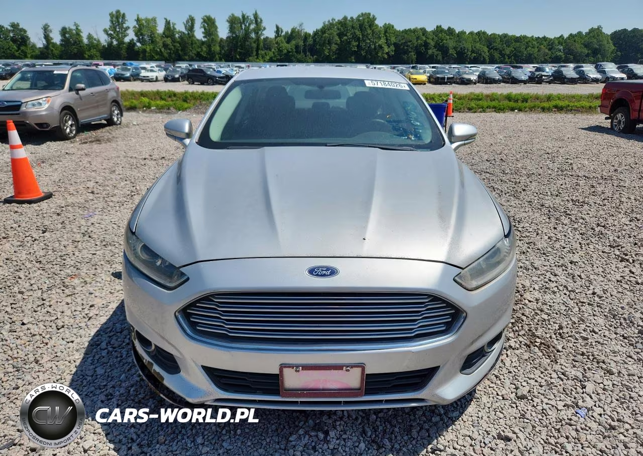 FORD FUSION VIN:1FA6P0H71F5102674 - 5