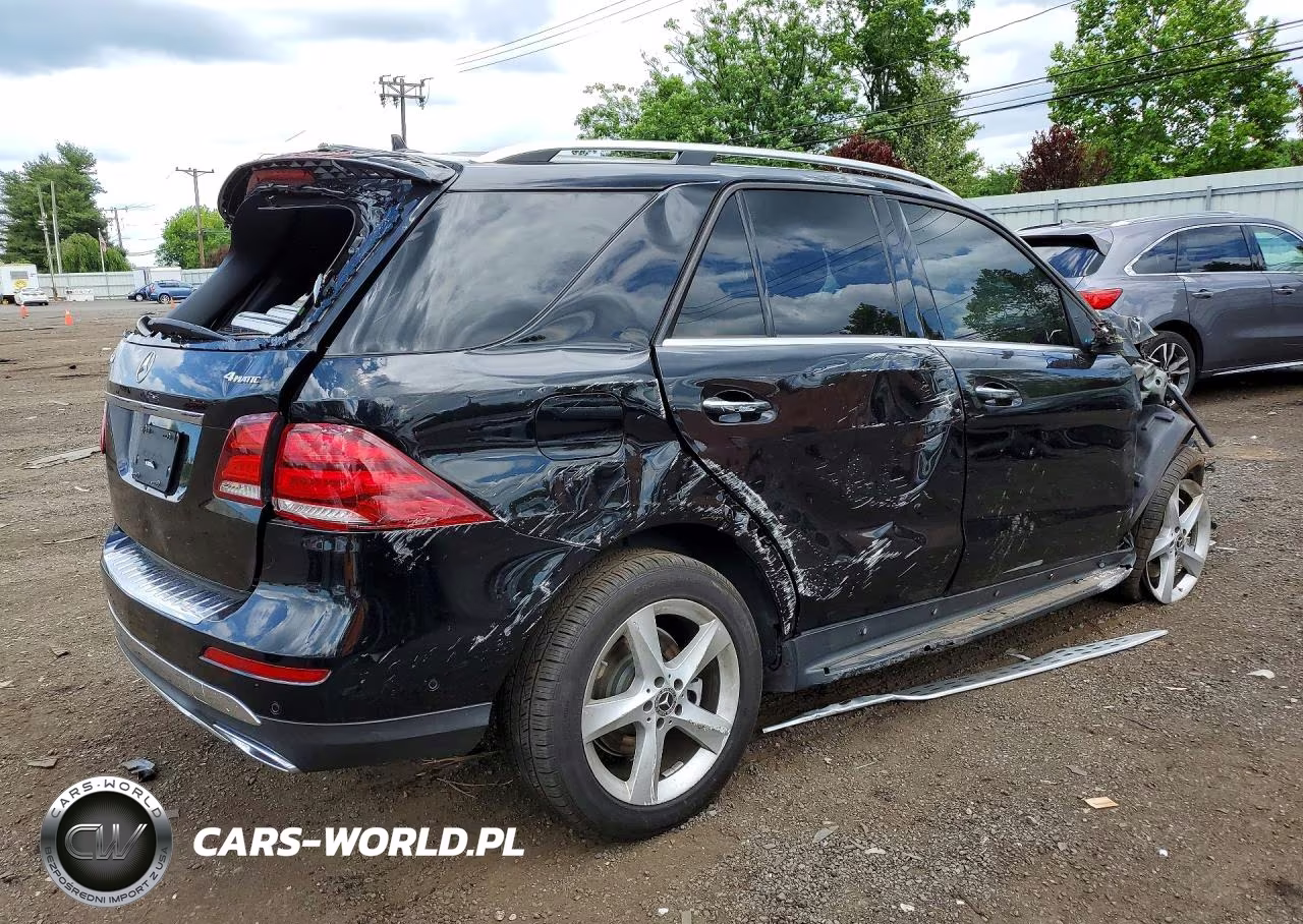 2018 Mercedes-Benz Gle 350 4Matic VIN:4JGDA5HB4JB082561 - 3