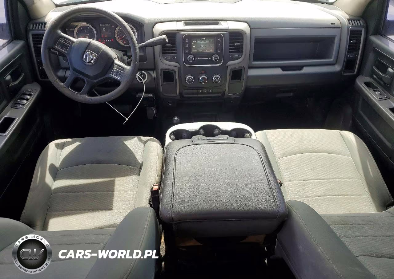 2018 Ram 2500 St VIN:3C6UR5CL3JG316345 - 8