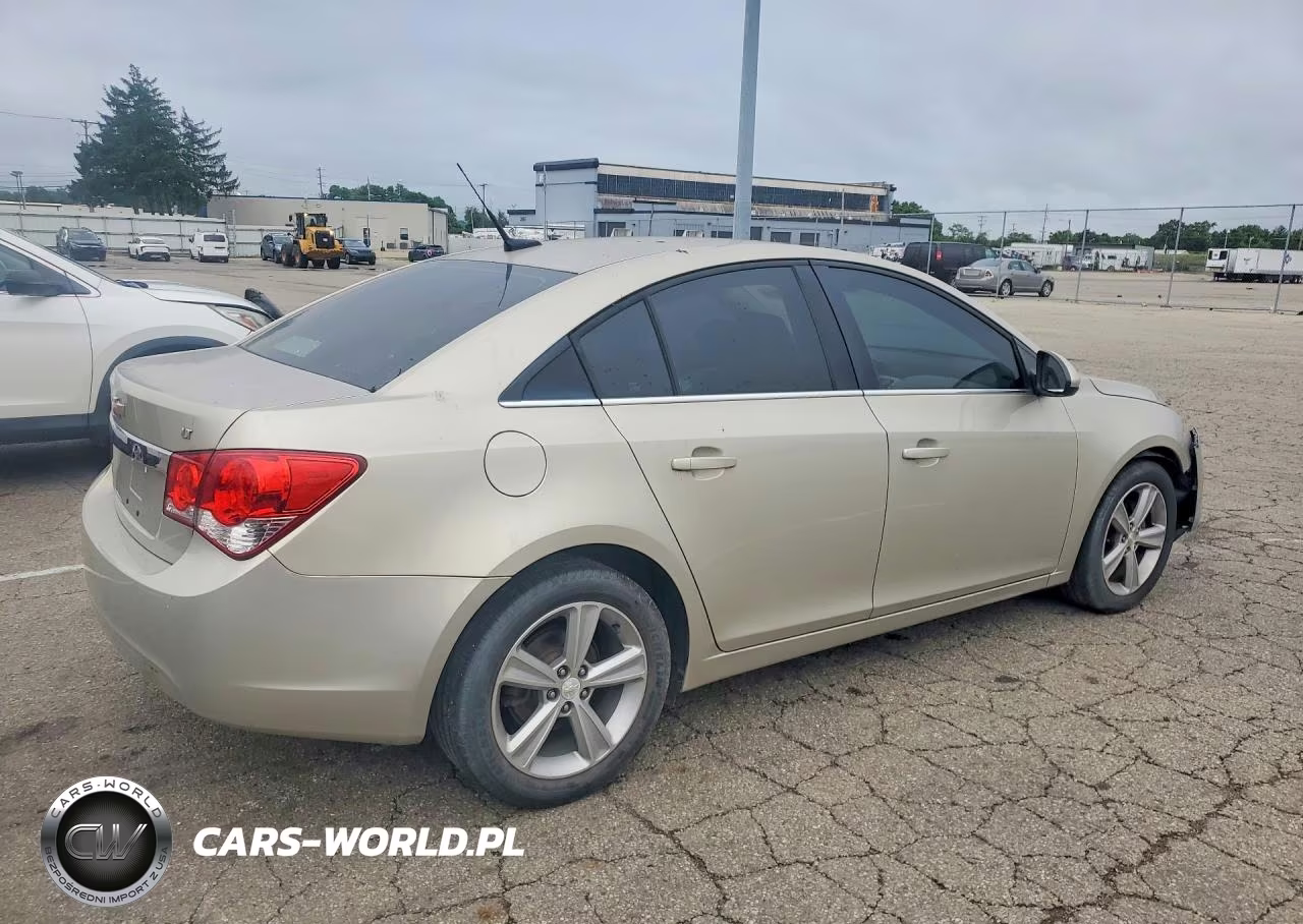 2014 Chevrolet Cruze Lt VIN:1G1PE5SB3E7370491 - 3