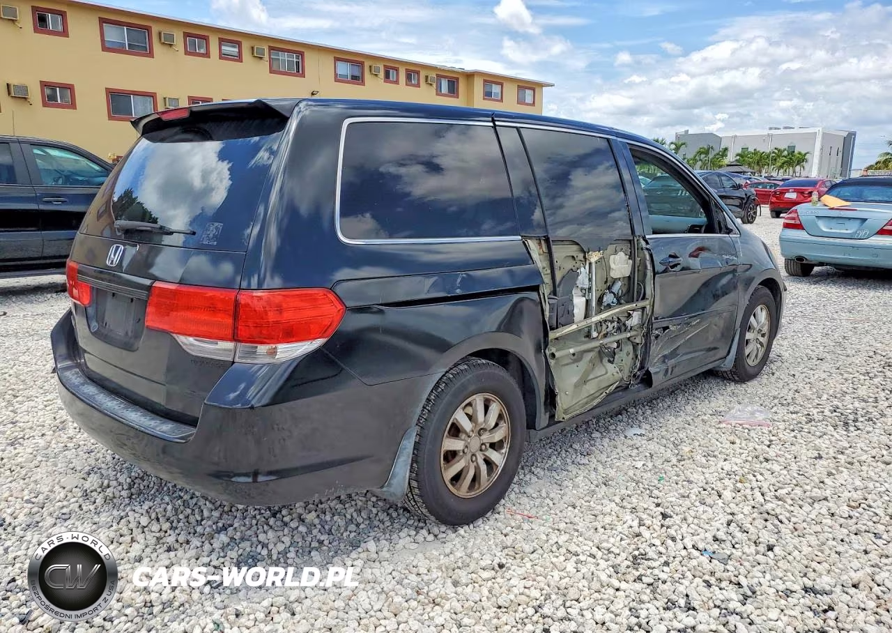 2010 Honda Odyssey Exl VIN:5FNRL3H74AB091374 - 3