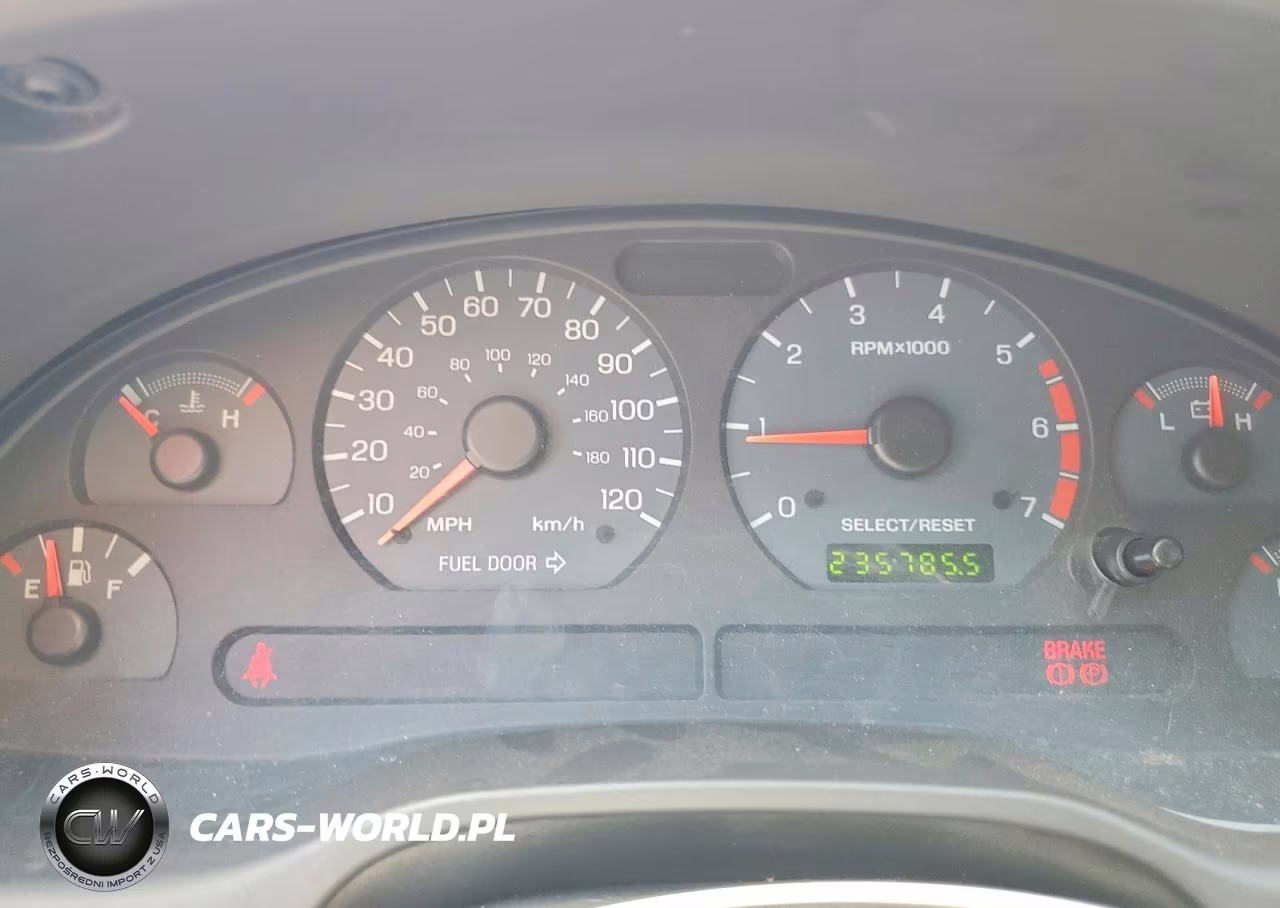 2004 Ford Mustang VIN:1FAFP40604F194362 - 9