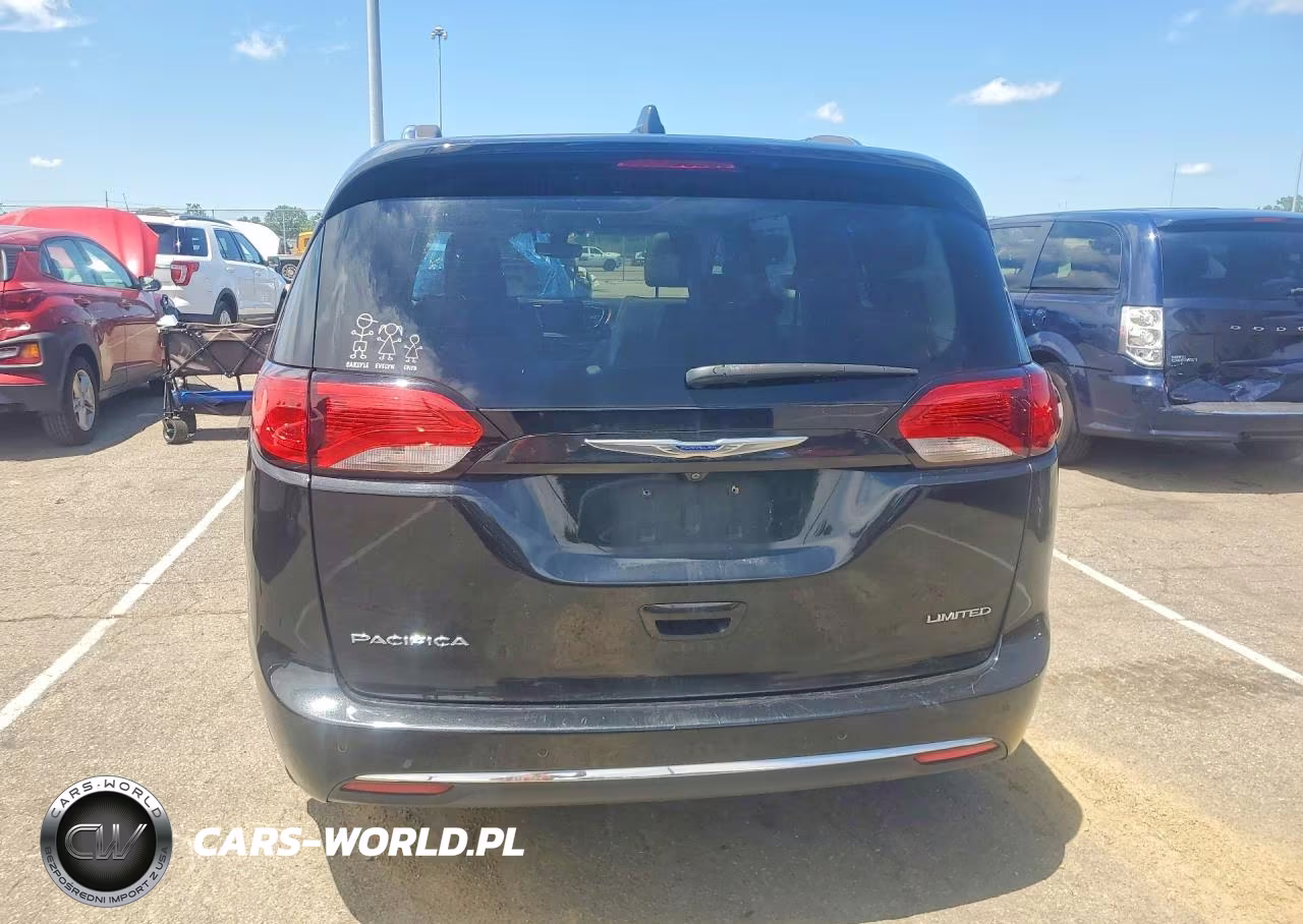 2019 Chrysler Pacifica Limited VIN:2C4RC1GG3KR731439 - 6