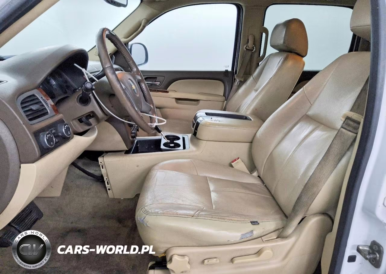 2013 Chevrolet Suburban K1500 Ls VIN:1GNSKHE72DR110094 - 7