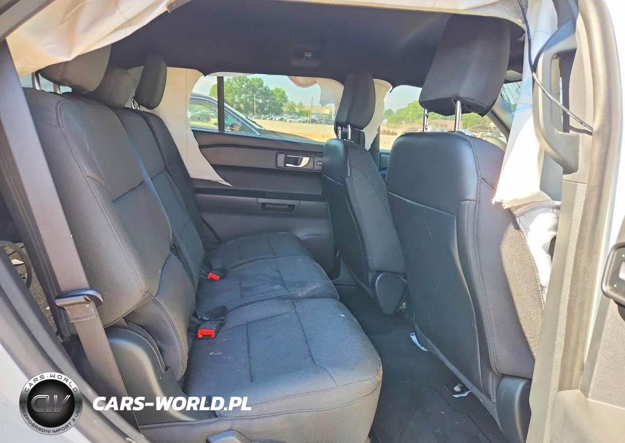 2021 Ford Explorer Police Interceptor VIN:1FM5K8AB2MGA64239 - 11