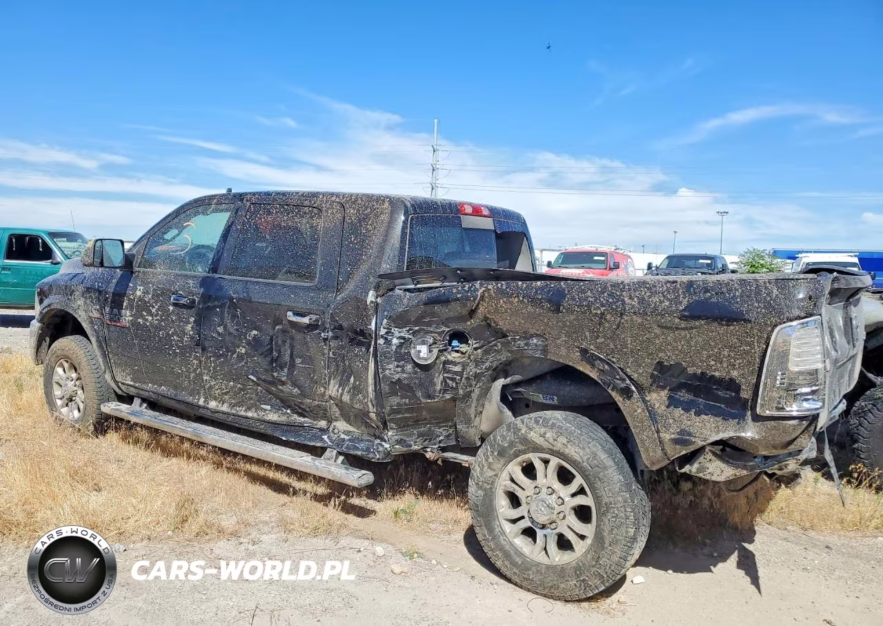 2016 Ram 3500 Laramie VIN:3C63R3ML5GG226735 - 2