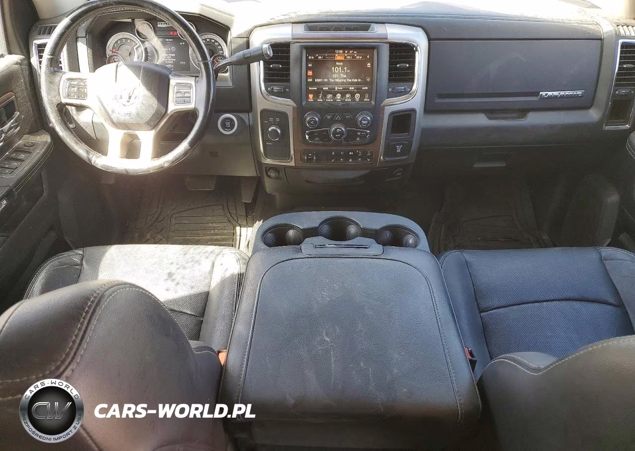 2016 Ram 3500 Laramie VIN:3C63R3ML5GG226735 - 8