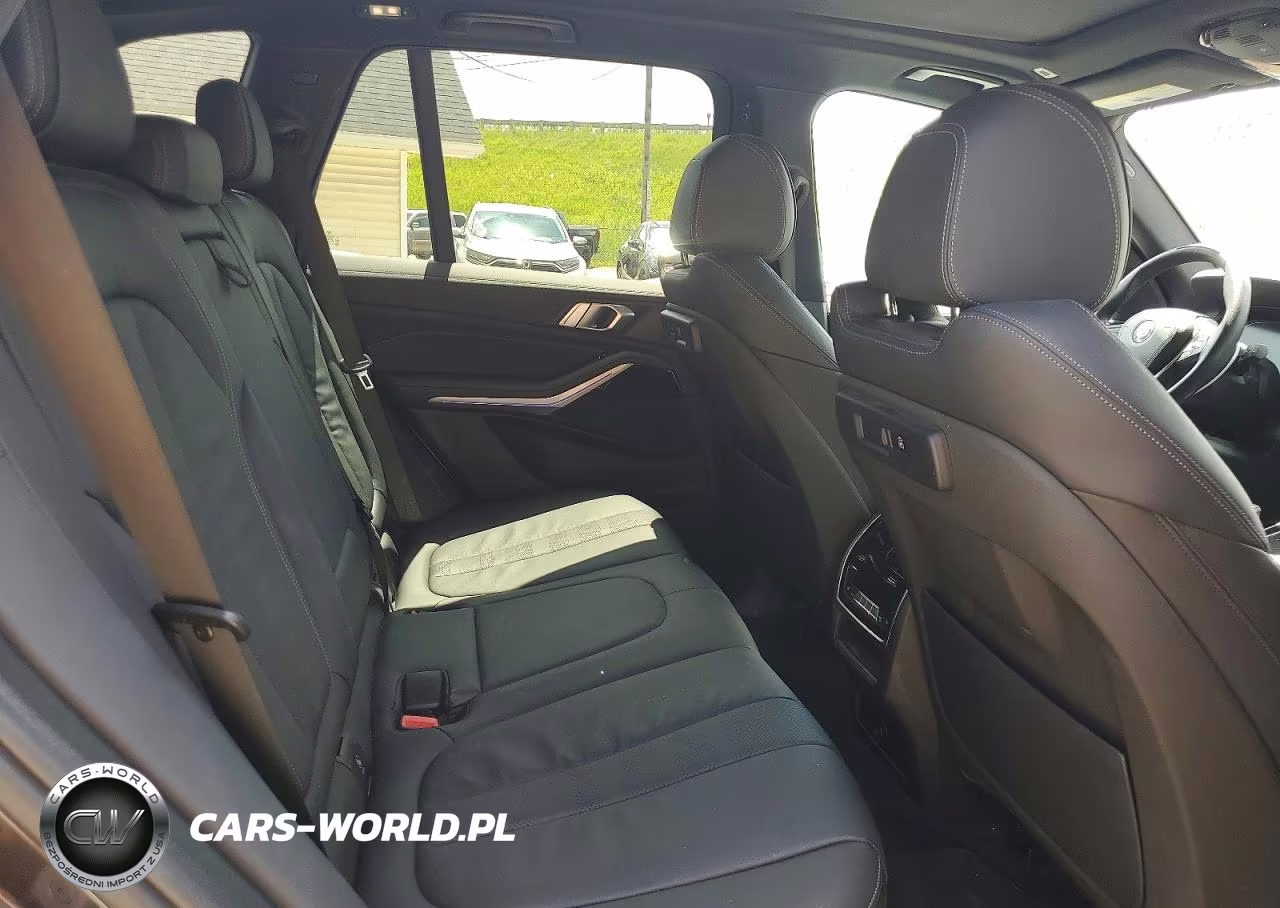 2020 BMW X5 xDrive40I VIN:5UXCR6C00L9B91390 - 11