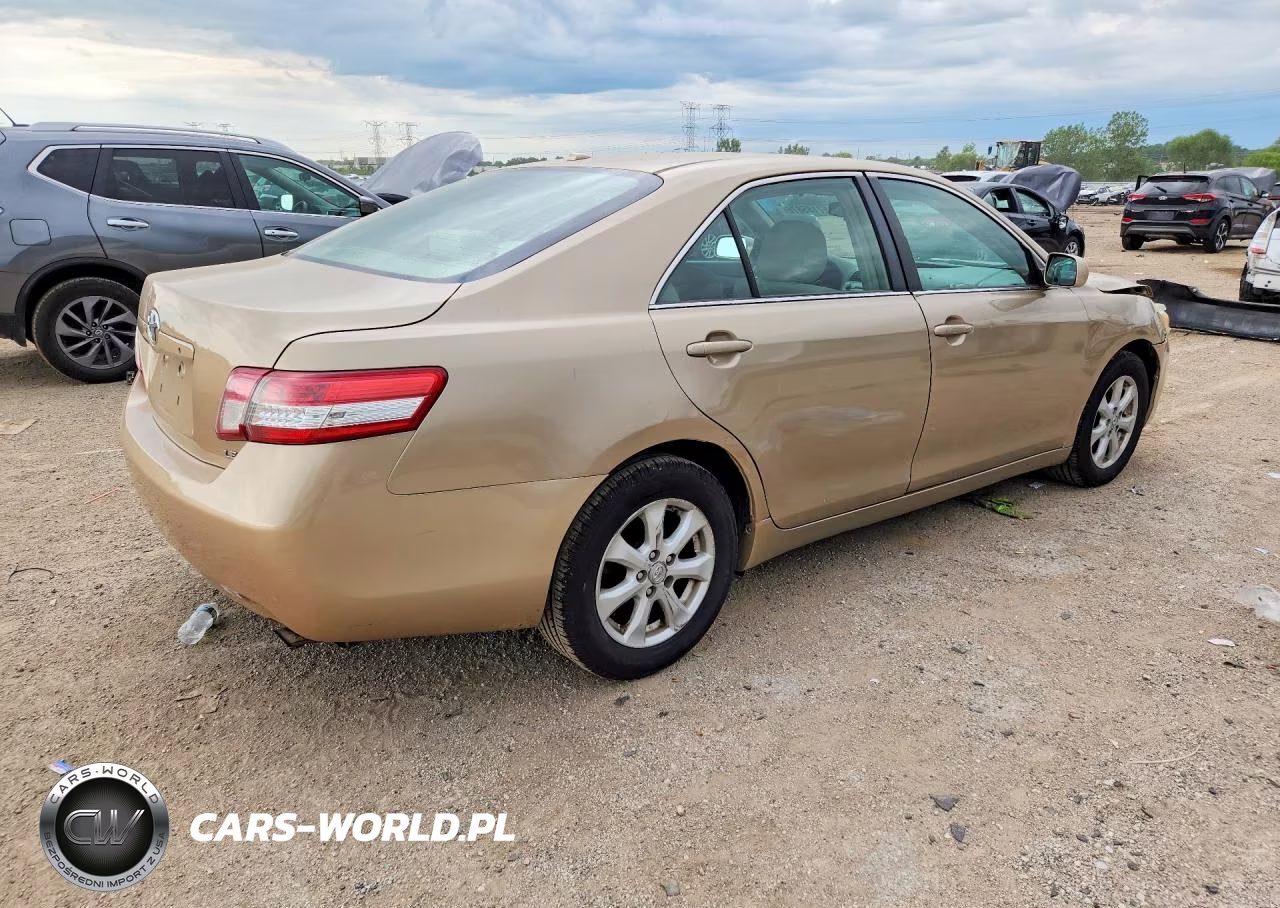2011 Toyota Camry Le VIN:4T1BF3EK5BU228327 - 3