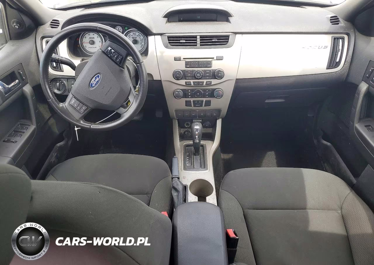 2010 Ford Focus Ses VIN:1FAHP3GN9AW197403 - 8