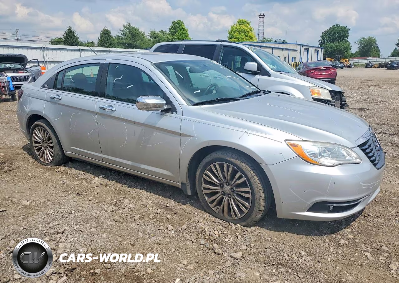 2012 Chrysler 200 Limited VIN:1C3CCBCG8CN116759 - 4