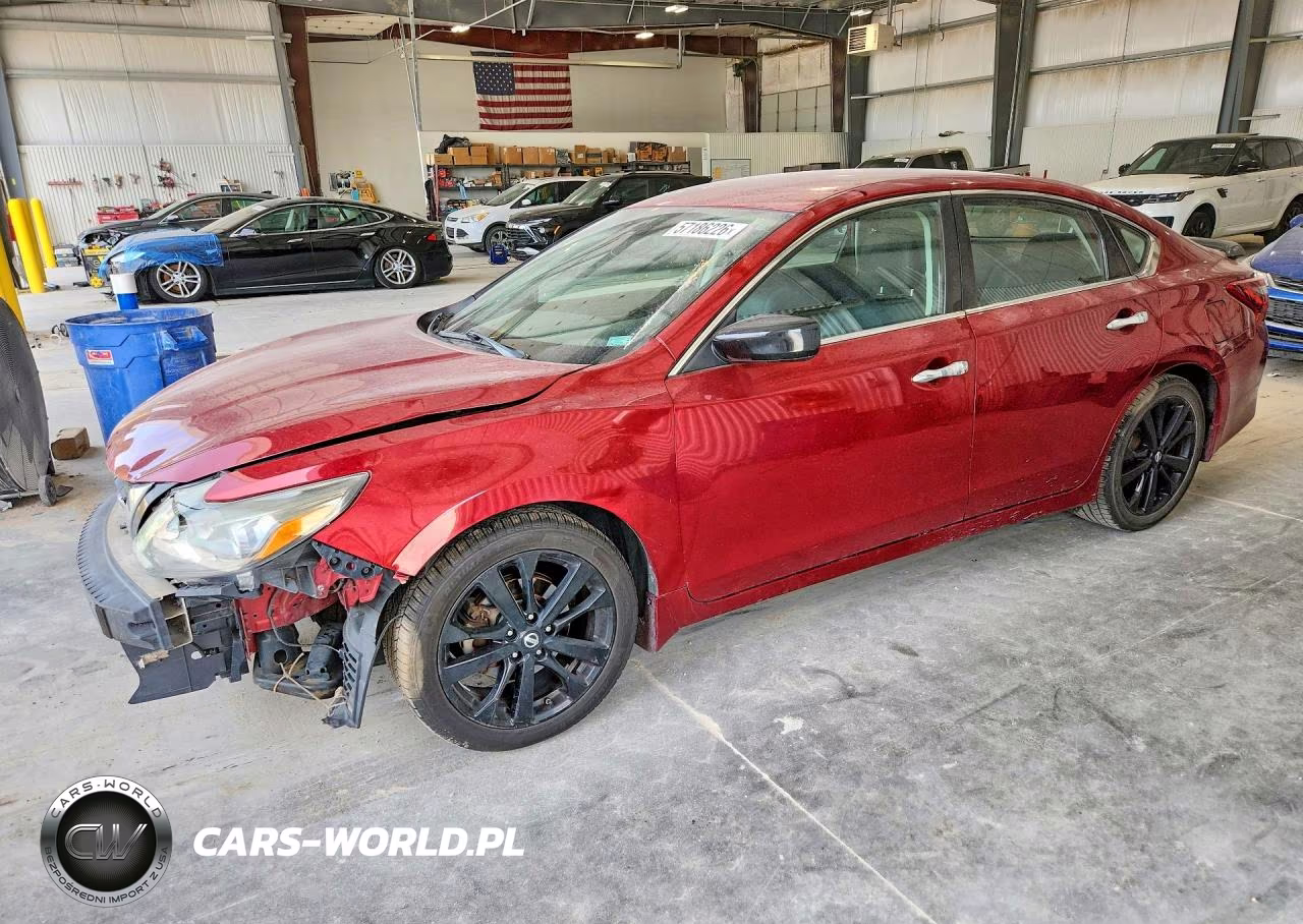 2017 Nissan Altima 2.5 Sr – zdjęcie 1 z 13
