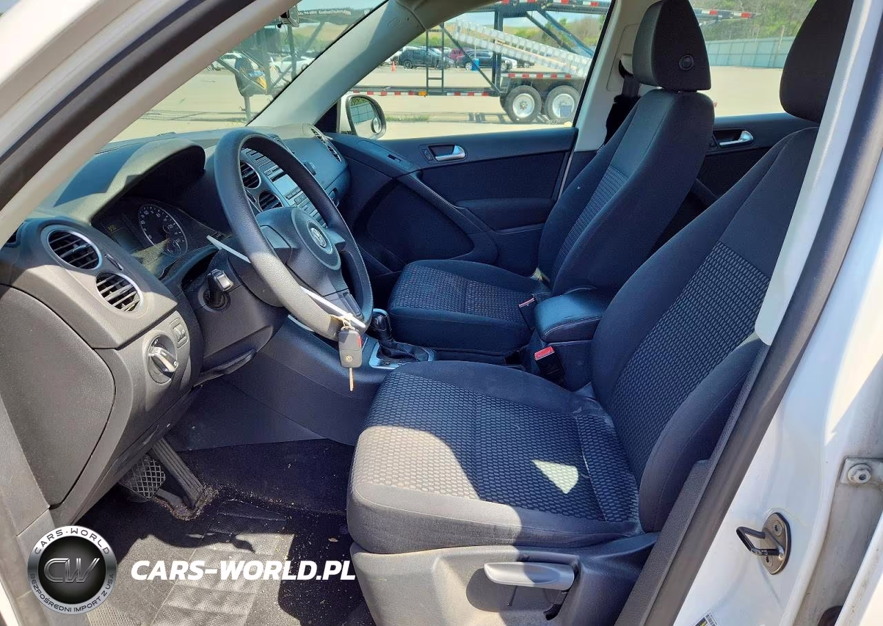 2011 Volkswagen Tiguan VIN:WVGBV7AX2BW524096 - 7