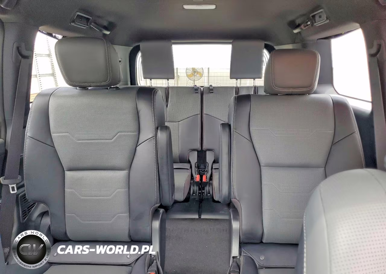 2025 Lexus Gx 550 Luxury VIN:JTJVBCDX6S5060960 - 10