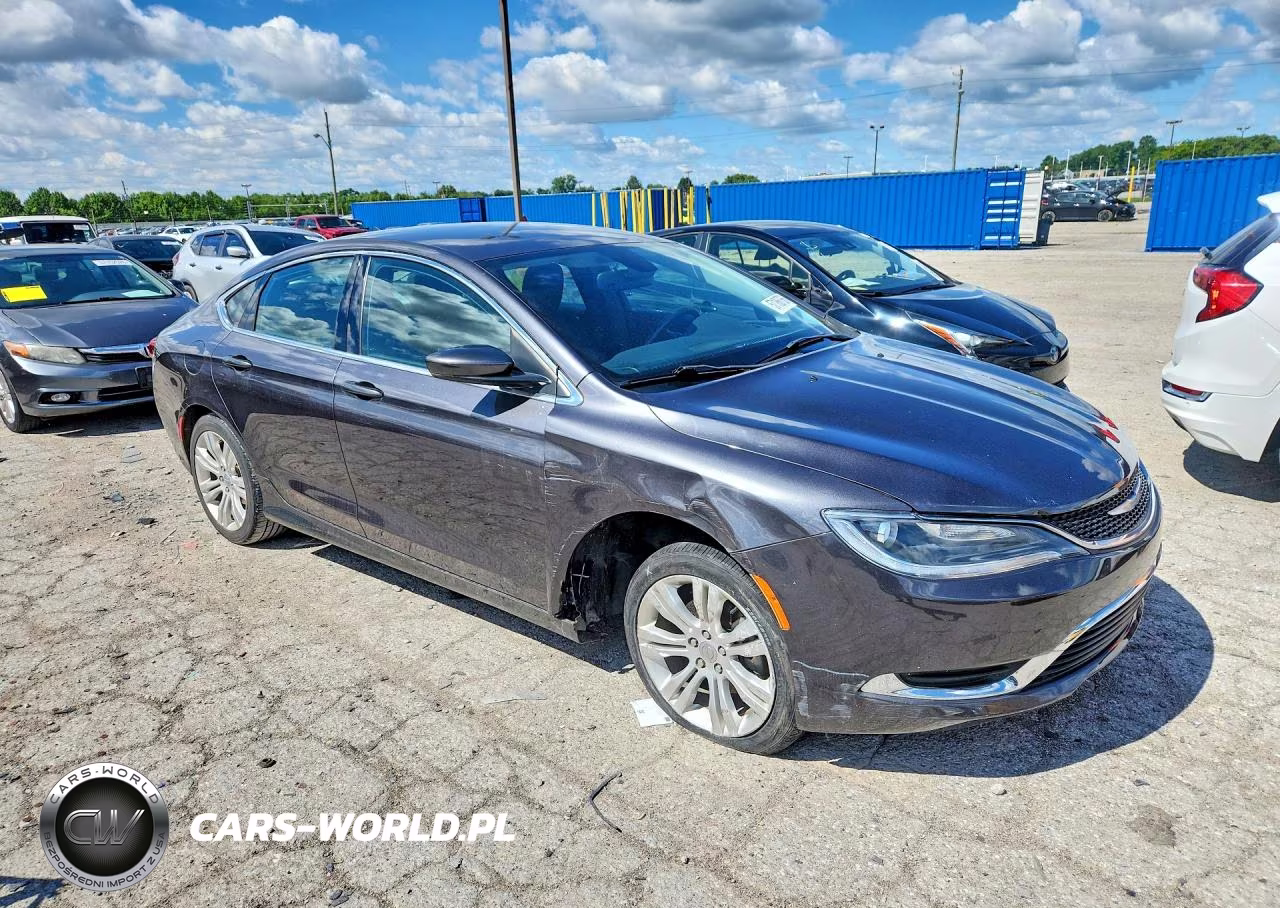 2015 Chrysler 200 Limited VIN:1C3CCCAB2FN754569 - 4