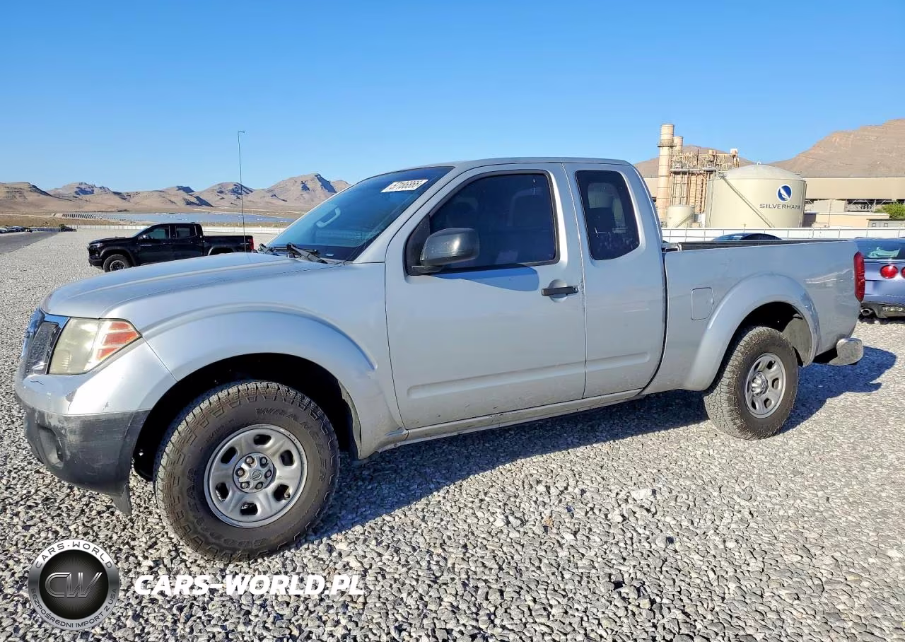 2013 Nissan Frontier S